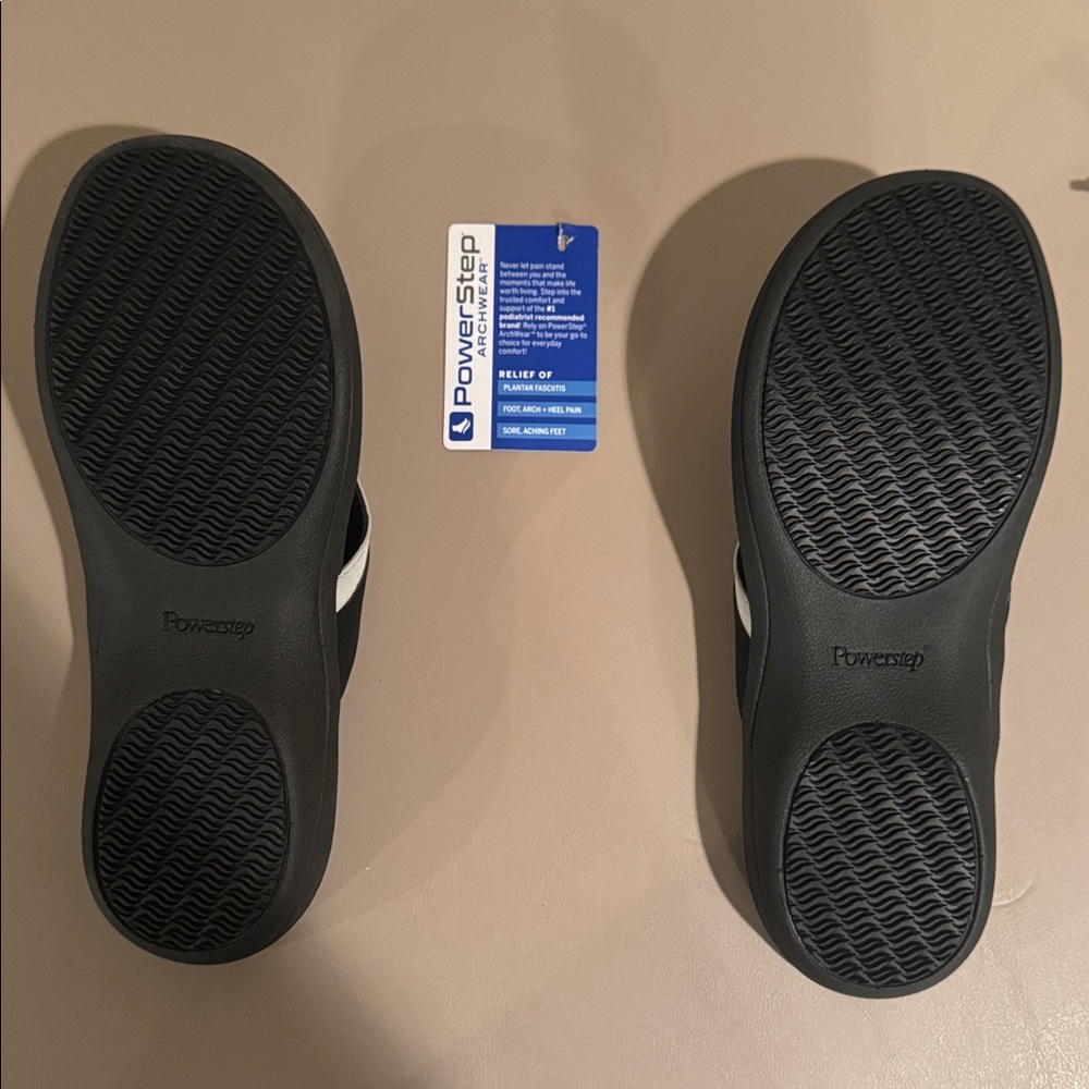 Powerstep Black Recovery Flip Flops - Picture 2 of 3